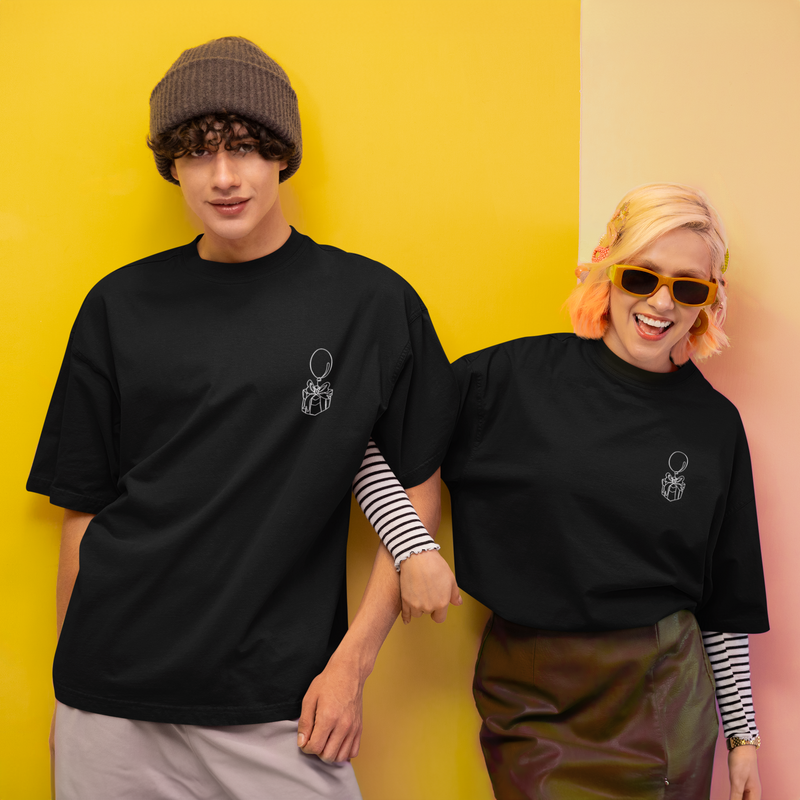Animal Crossing Balloon Present Oversized T-Shirt