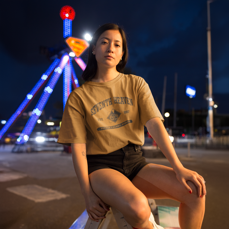 Final Fantasy VII Oversized Seventh Heaven T-Shirt
